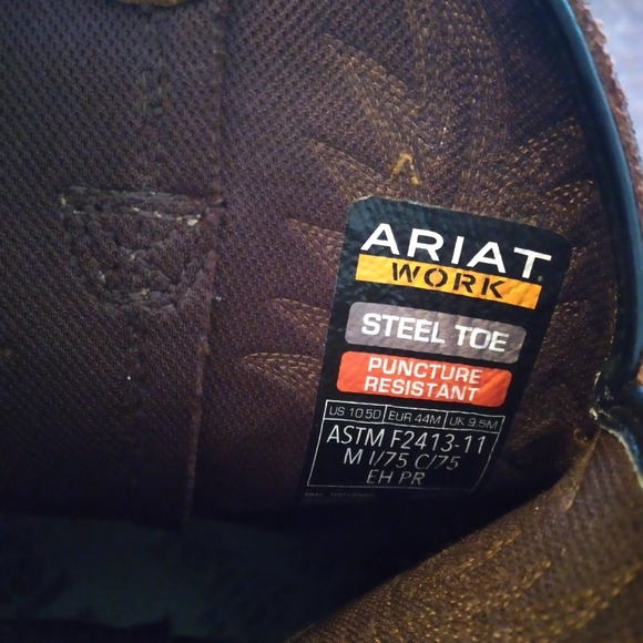 Ariat steel toe puncture resistant work boots - Picture 4 of 4